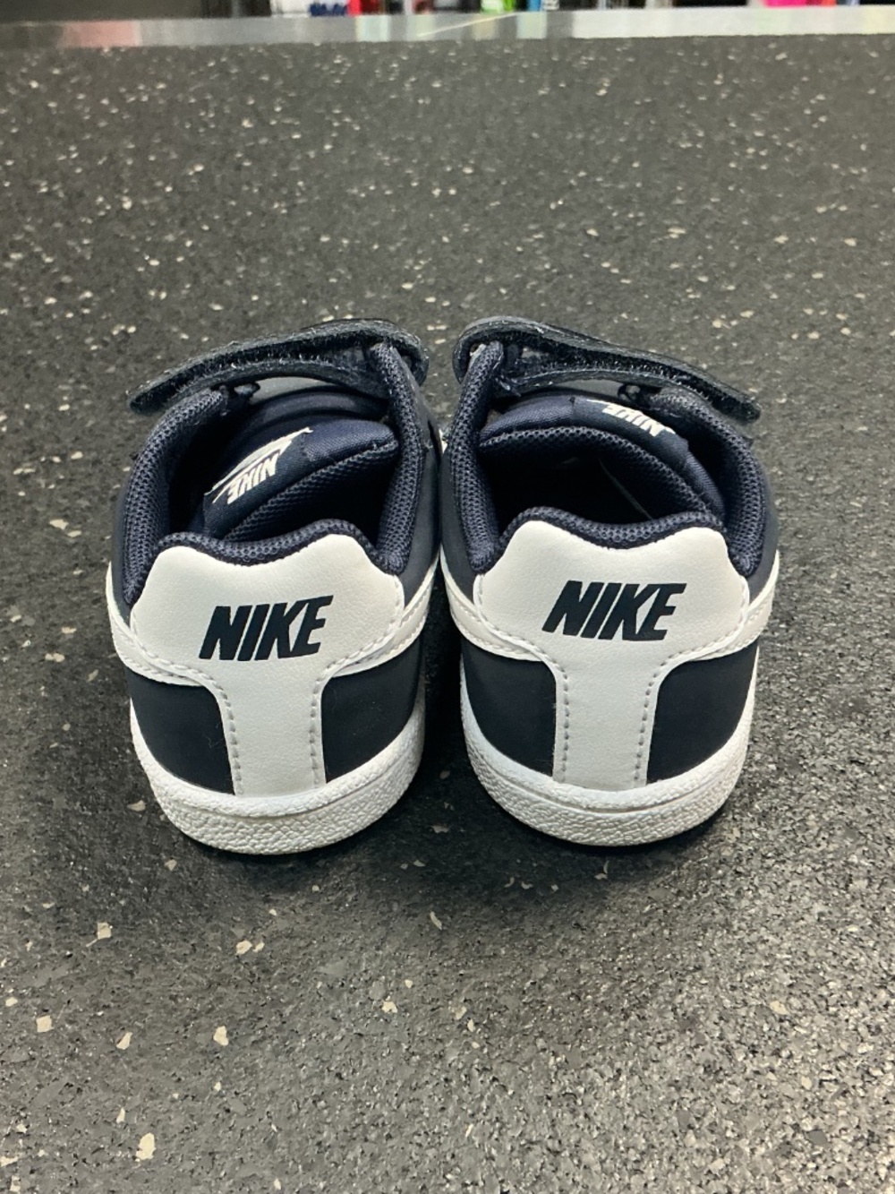 Nike Court Royale 6C - Picture 3 of 3